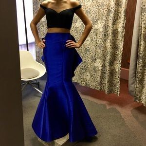 TWO PIECE SHERRI HILL DRESS